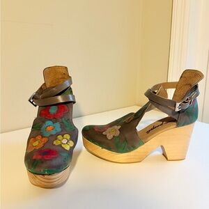 Free People Multicolor Floral Platform Mules 39.5